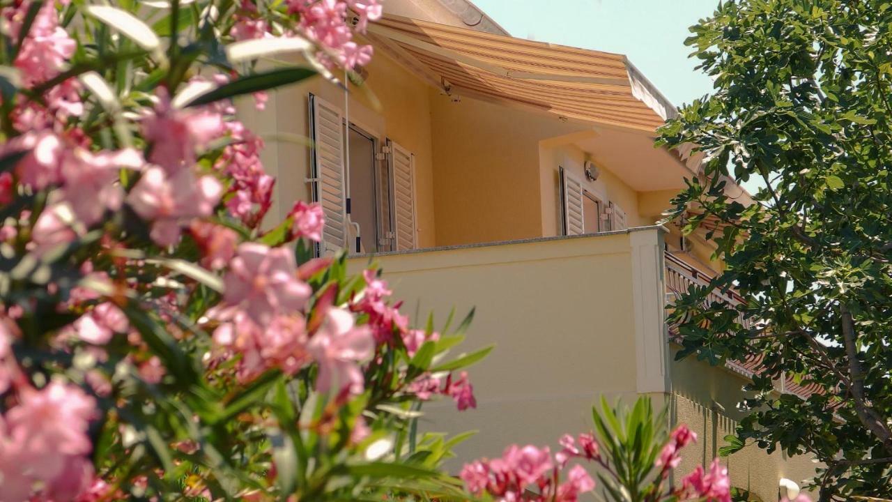 Adria Arba Apartments Rab Town Kültér fotó