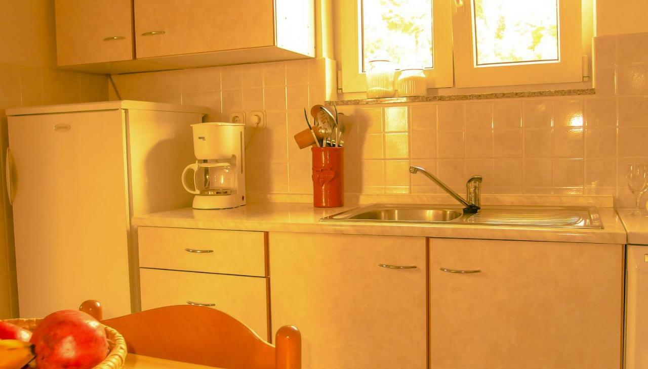 Adria Arba Apartments Rab Town Kültér fotó