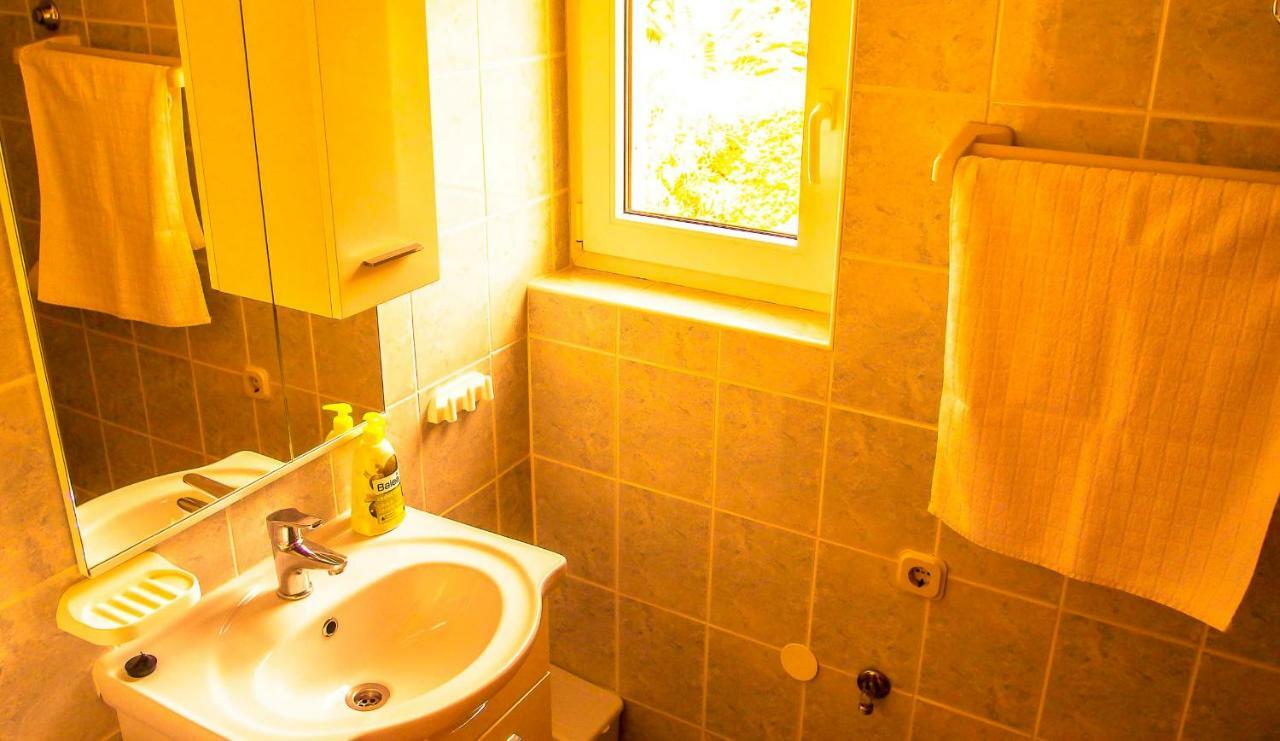 Adria Arba Apartments Rab Town Kültér fotó